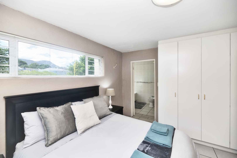 7 Bedroom Property for Sale in Hermanus Heights Western Cape